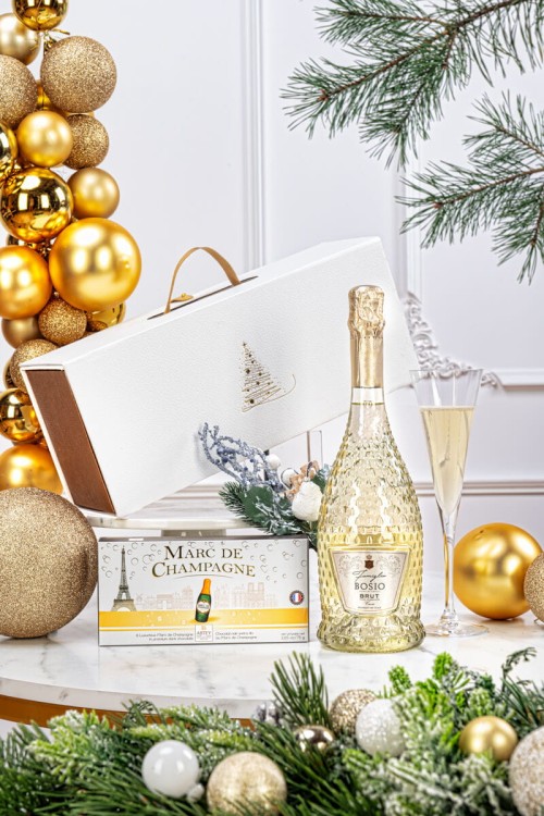 Elegancki zestaw prezentowy z winem musującym Bosio Brut BN127